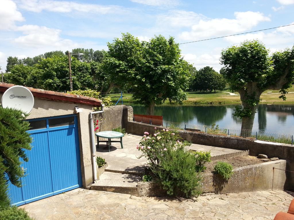 Le Gite Du Port Saint-Pierre-de-Boeuf Kamer foto